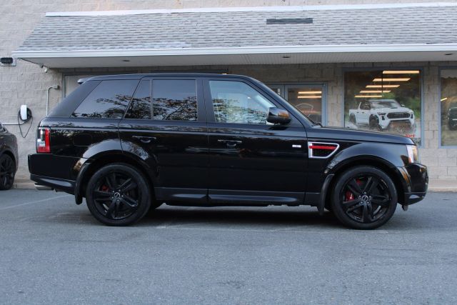 Vehicle image 4 of 31