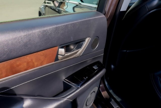 Vehicle image 35 of 78