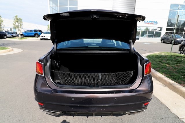 Vehicle image 36 of 78