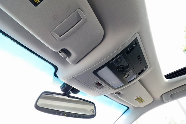 Vehicle image 50 of 78