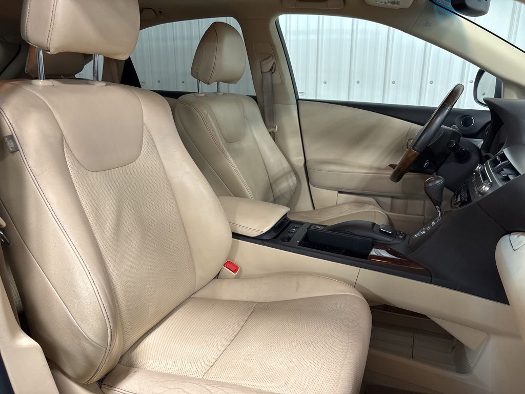 2013 Lexus RX 350 Image 16 of 27