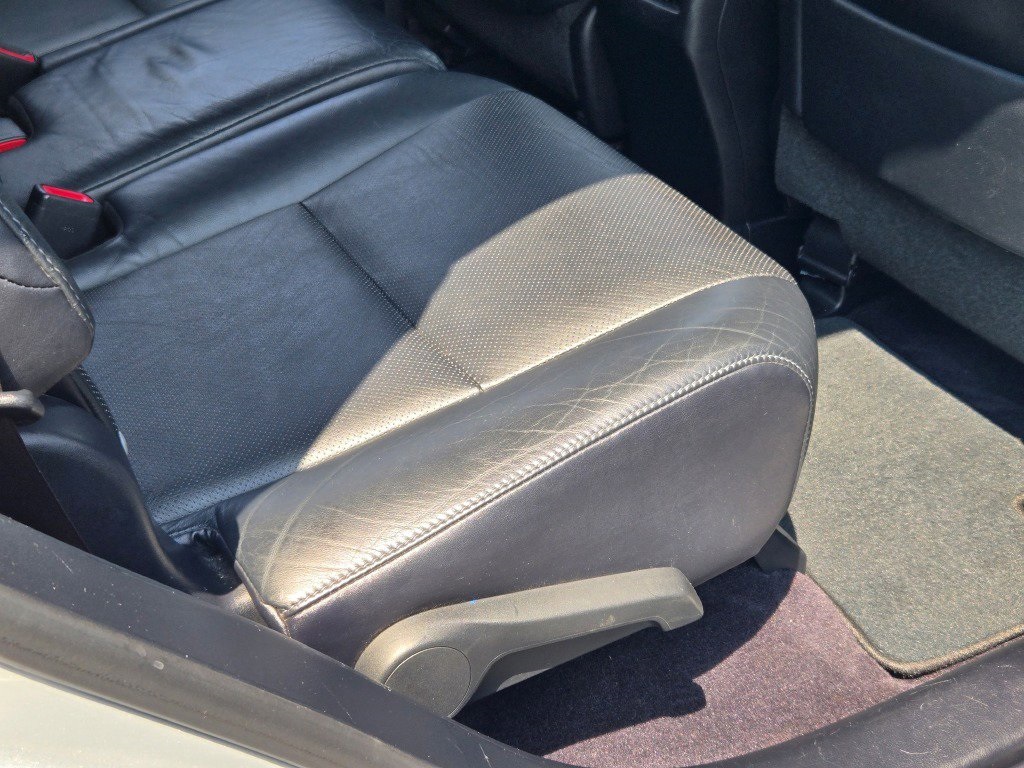Vehicle image 13 of 37