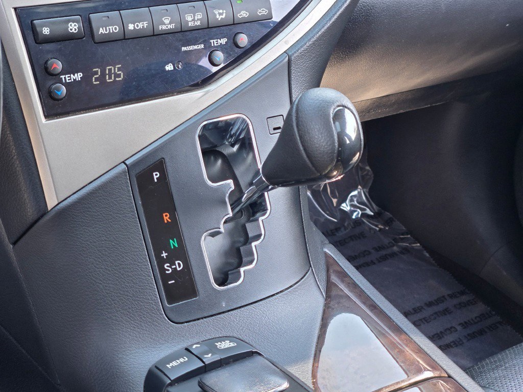 Vehicle image 28 of 37