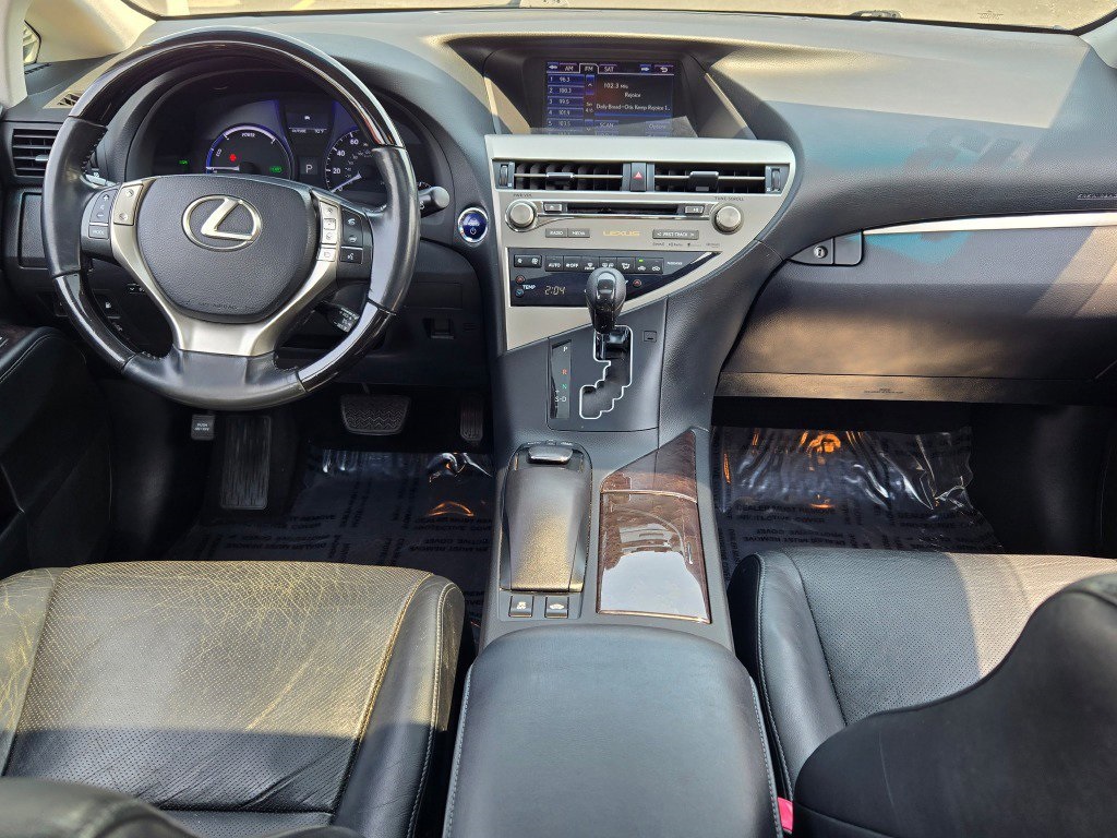 Vehicle image 18 of 37