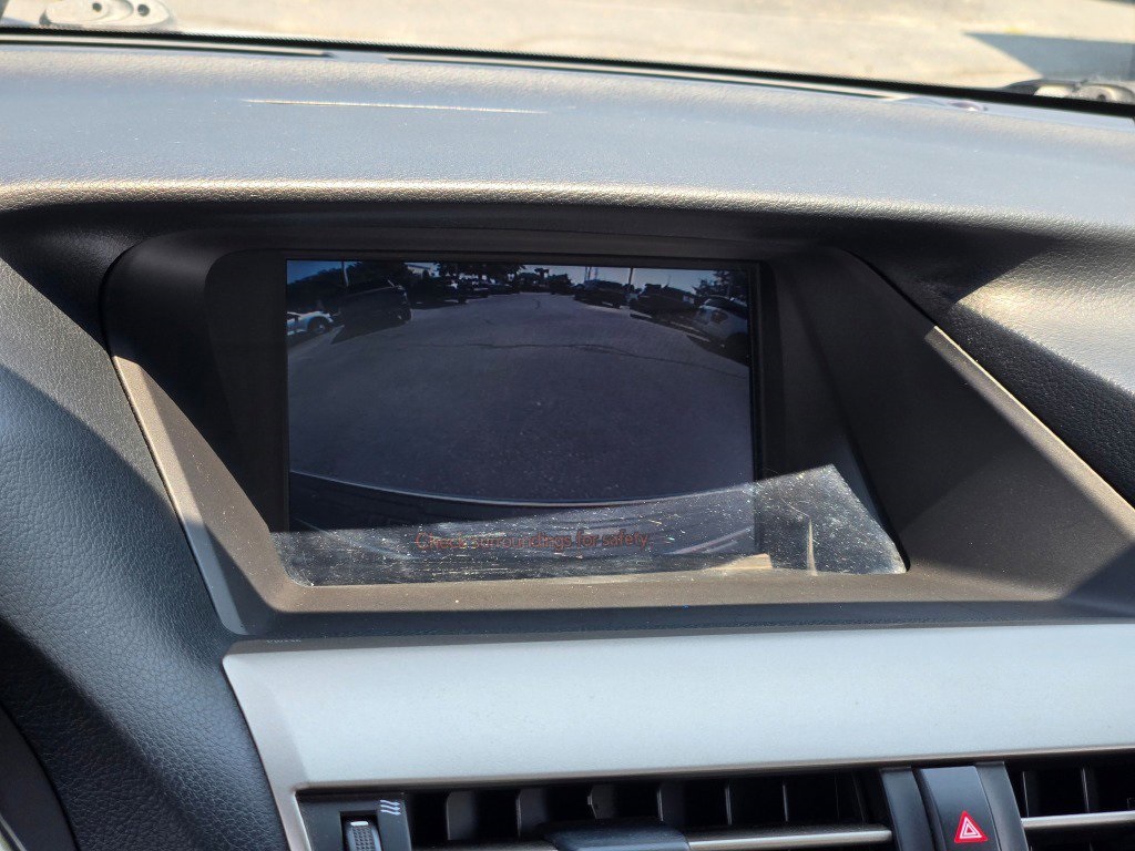 Vehicle image 26 of 37