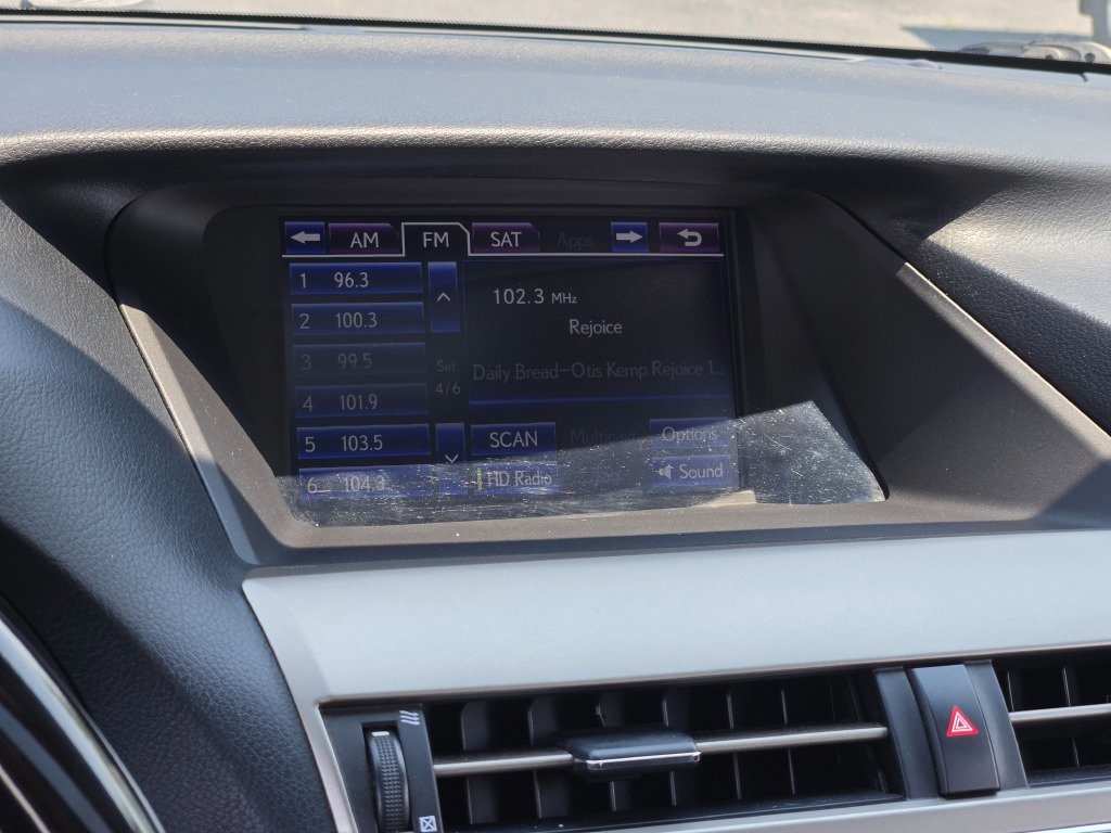 Vehicle image 25 of 37