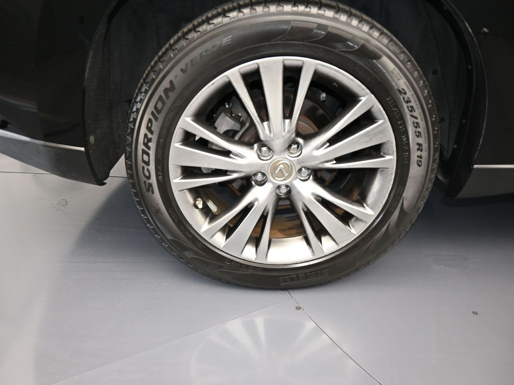 Vehicle image 62 of 70