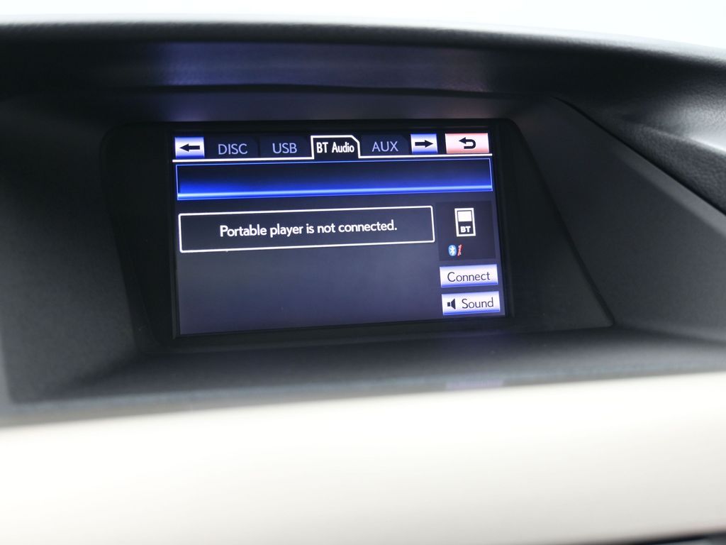 Vehicle image 45 of 70