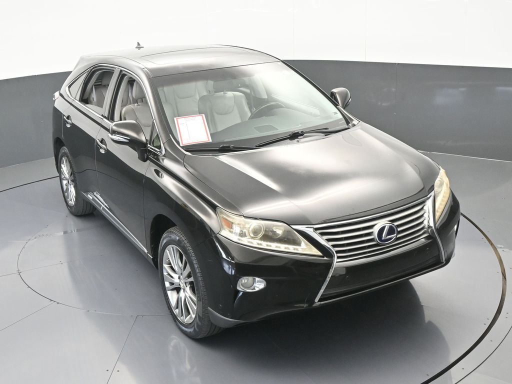 Vehicle image 7 of 70
