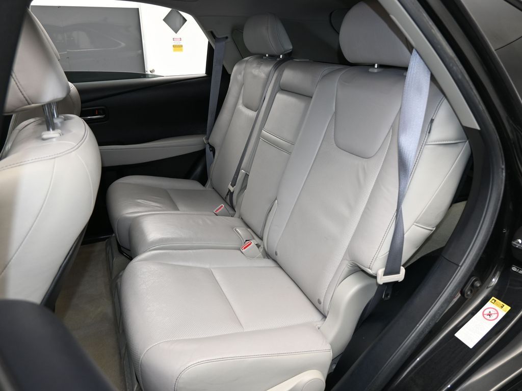Vehicle image 55 of 70