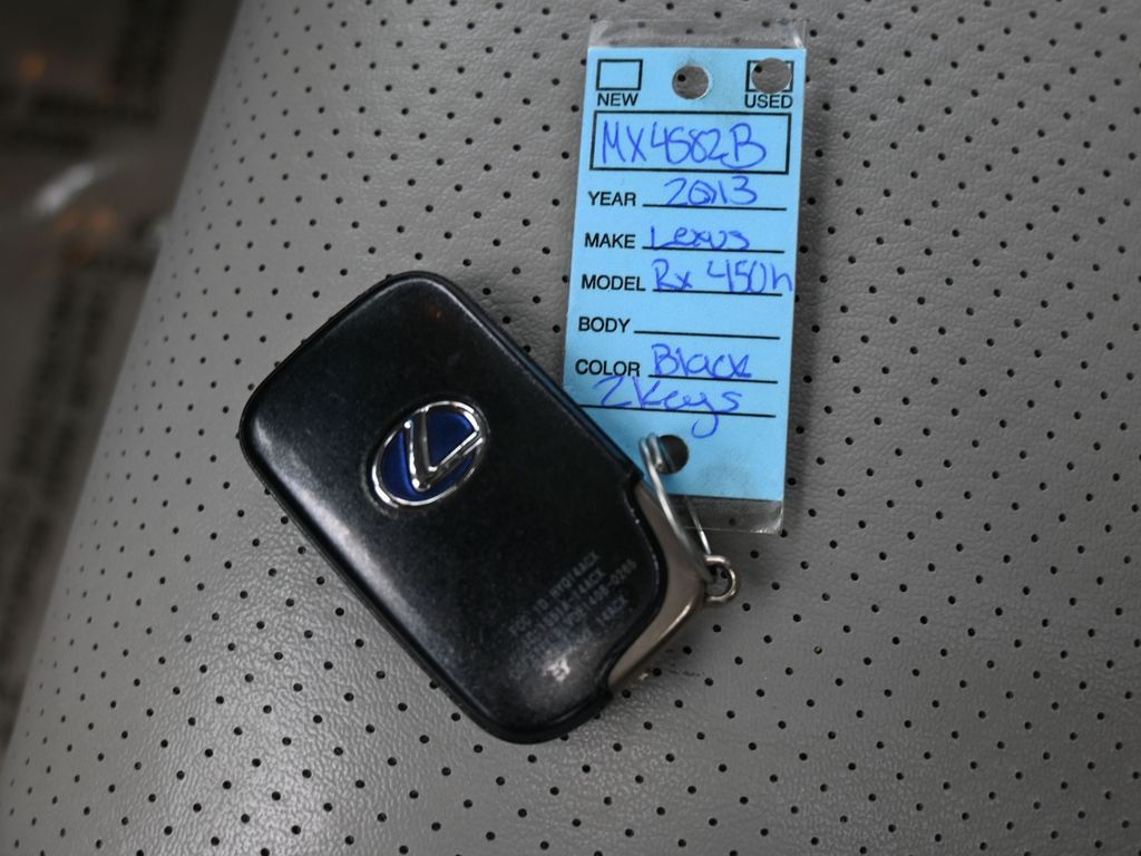 Vehicle image 39 of 70
