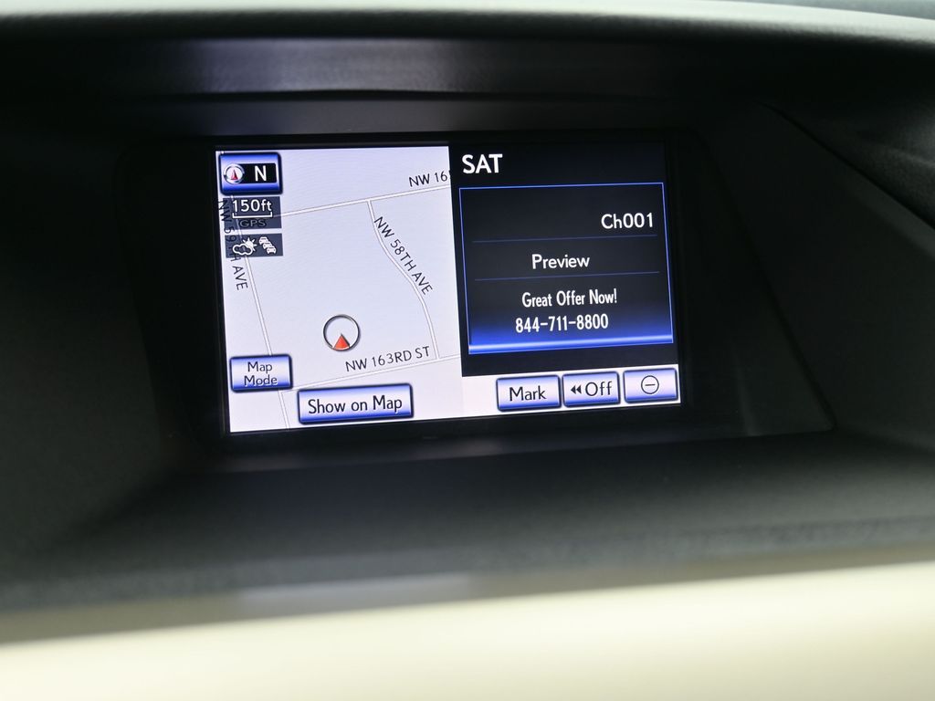Vehicle image 41 of 70