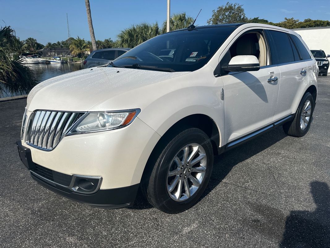 Vehicle image 1 of 17