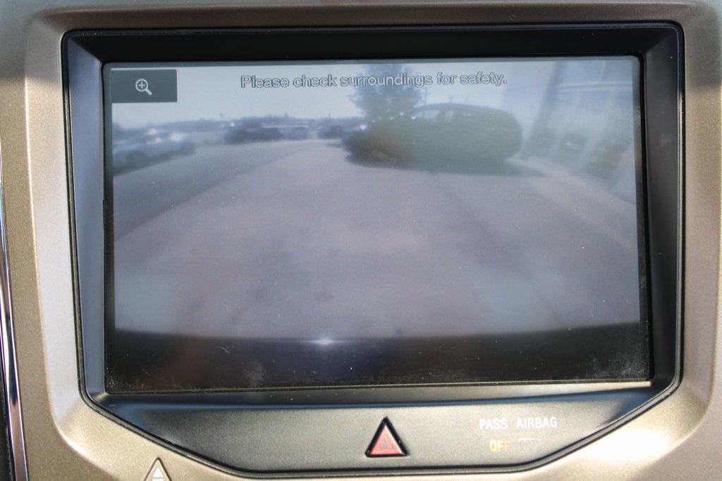 Vehicle image 18 of 31