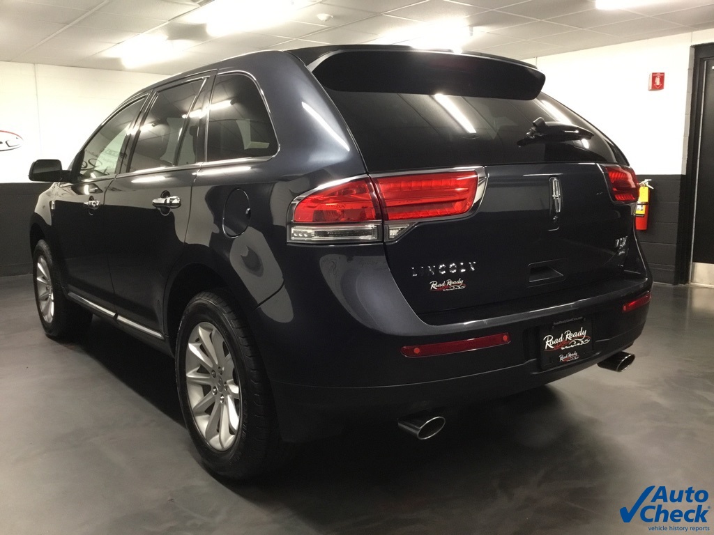 Vehicle image 11 of 56