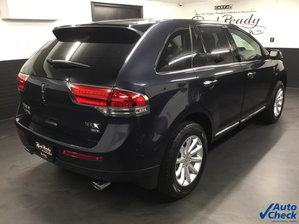 Vehicle image 8 of 56