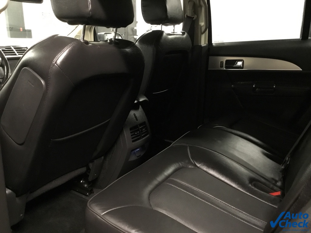 Vehicle image 28 of 56