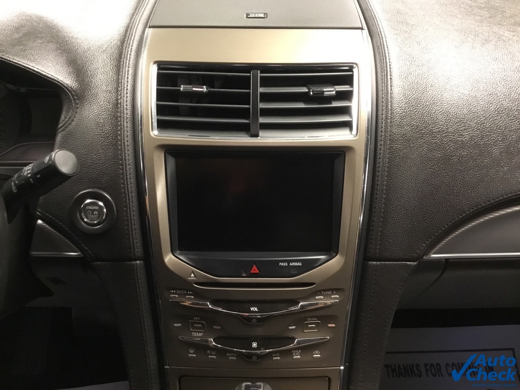 Vehicle image 52 of 56