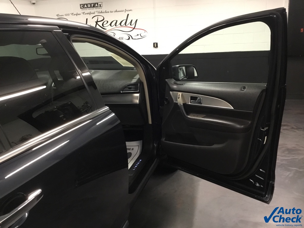 Vehicle image 42 of 56