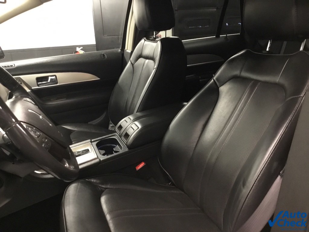 Vehicle image 26 of 56