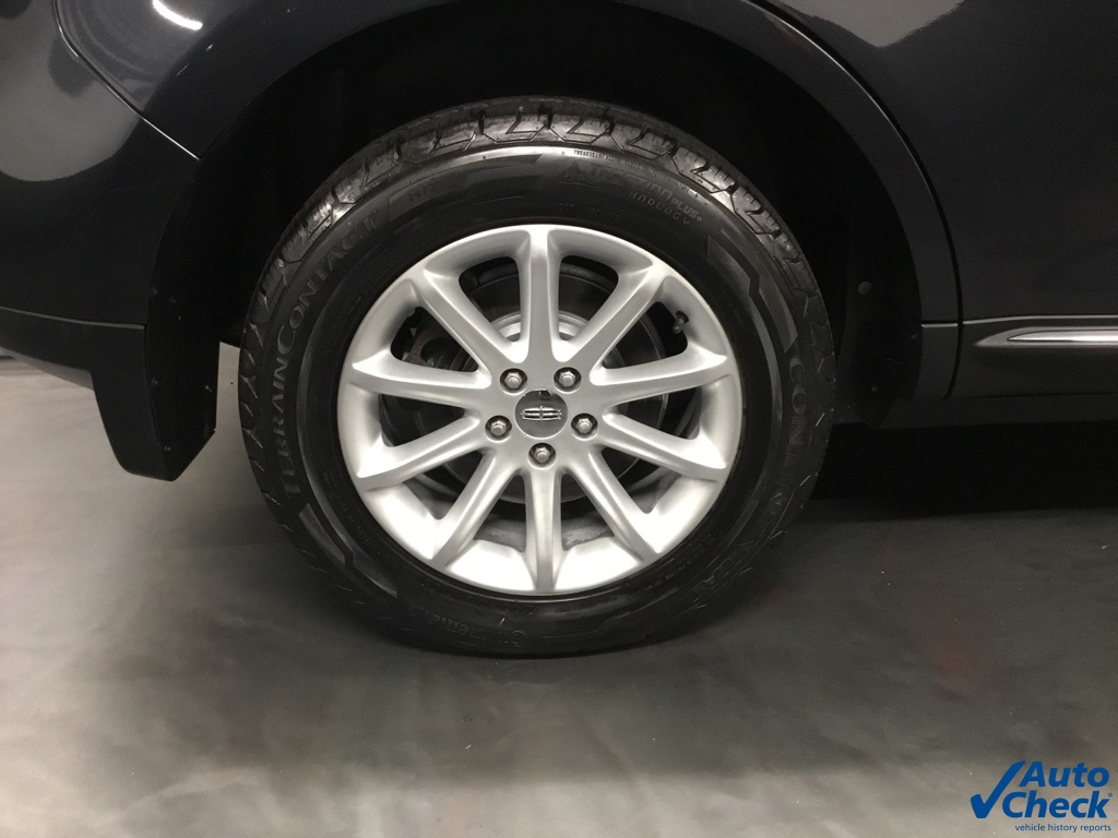 Vehicle image 21 of 56