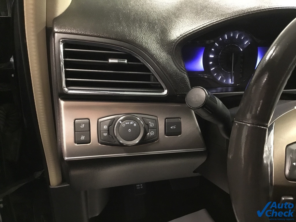 Vehicle image 24 of 56