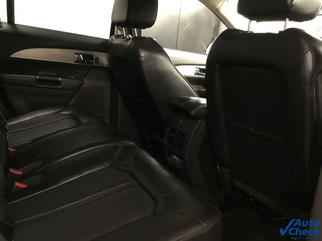 Vehicle image 36 of 56