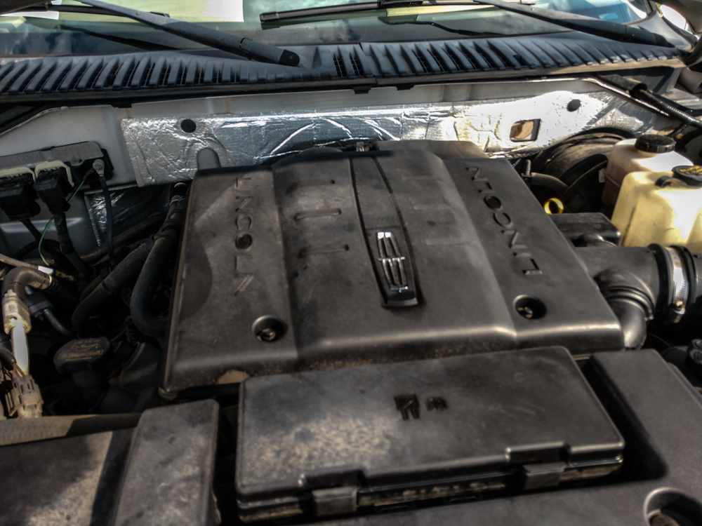 2013 Lincoln Navigator Base Image 6 of 22