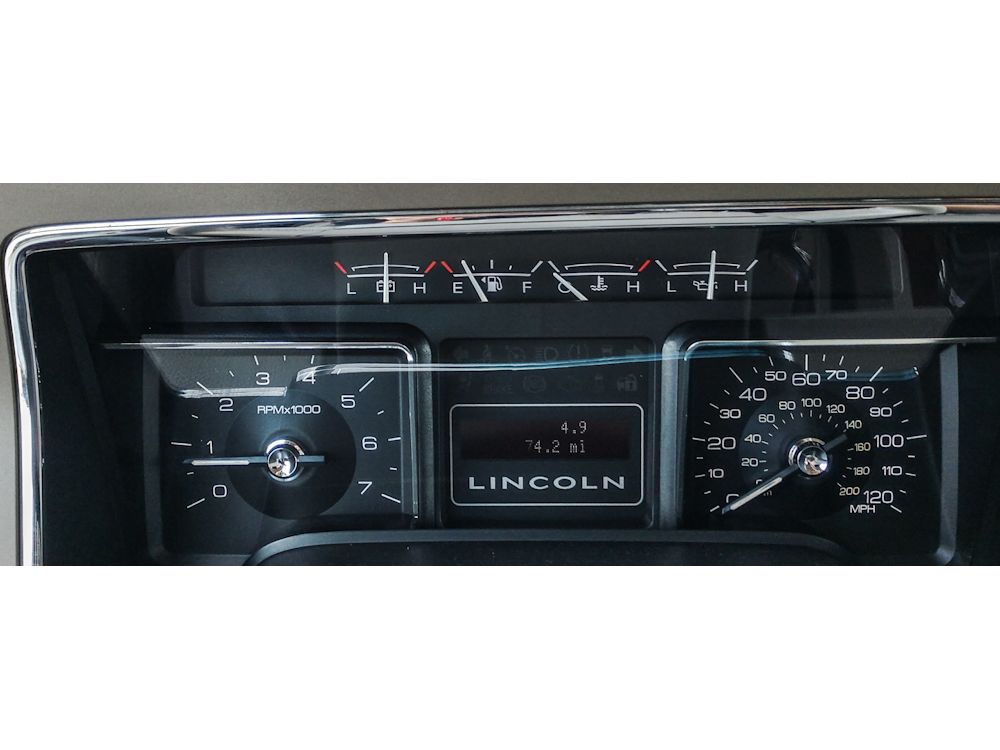 2013 Lincoln Navigator Base Image 19 of 22