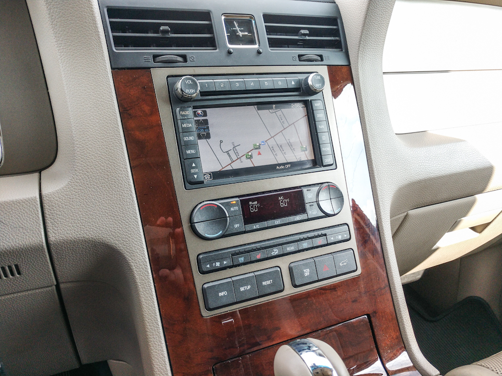 2013 Lincoln Navigator Base Image 16 of 22