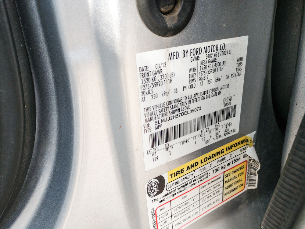 2013 Lincoln Navigator Base Image 18 of 22