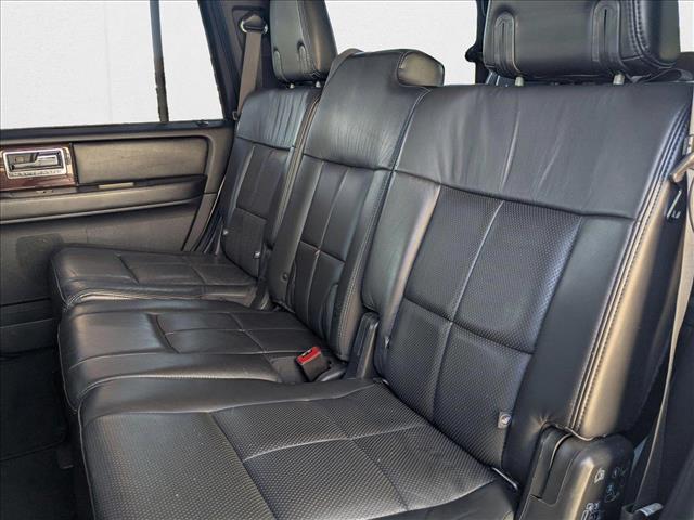 Vehicle image 15 of 28