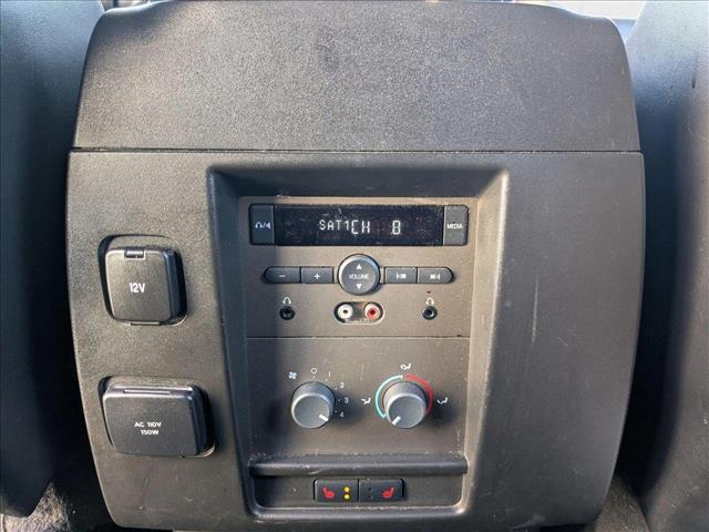 Vehicle image 26 of 28