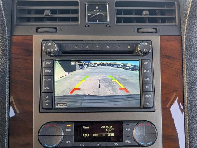 Vehicle image 20 of 28