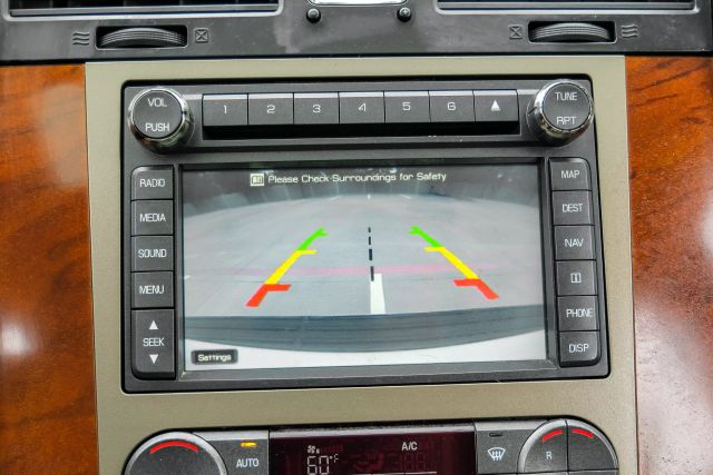 Vehicle image 20 of 40