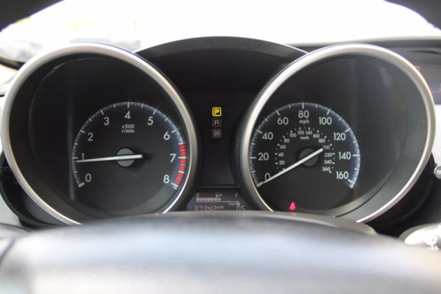 Vehicle image 16 of 32
