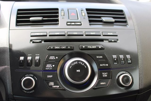Vehicle image 12 of 32