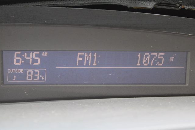 Vehicle image 11 of 32