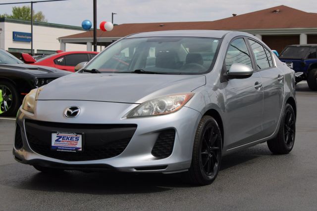 Vehicle image 1 of 32