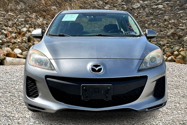 Vehicle image 2 of 32