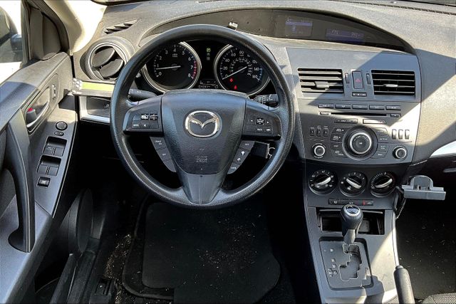 Vehicle image 7 of 32