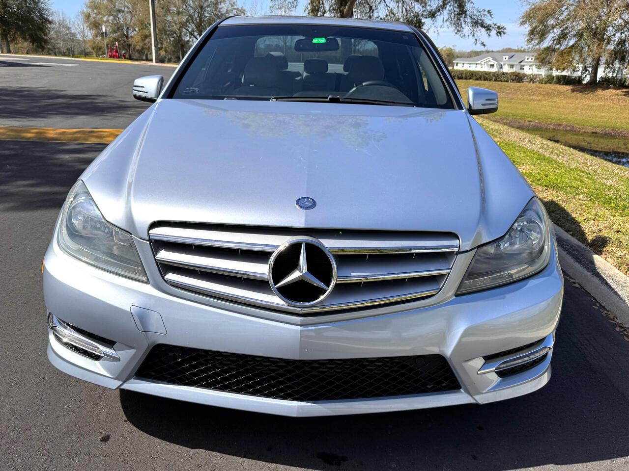 Vehicle image 7 of 28