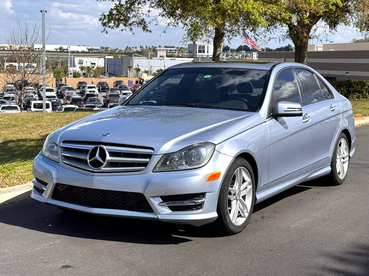 Vehicle image 2 of 28