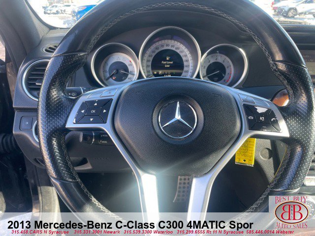 Vehicle image 14 of 16