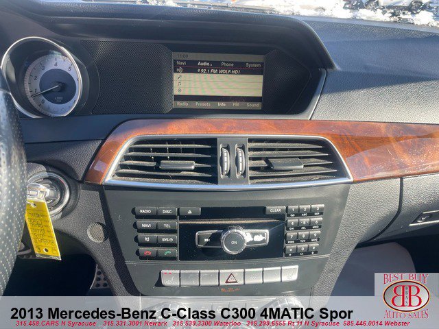 Vehicle image 15 of 16