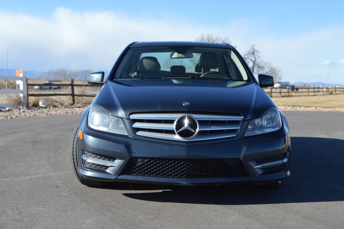 Vehicle image 3 of 43