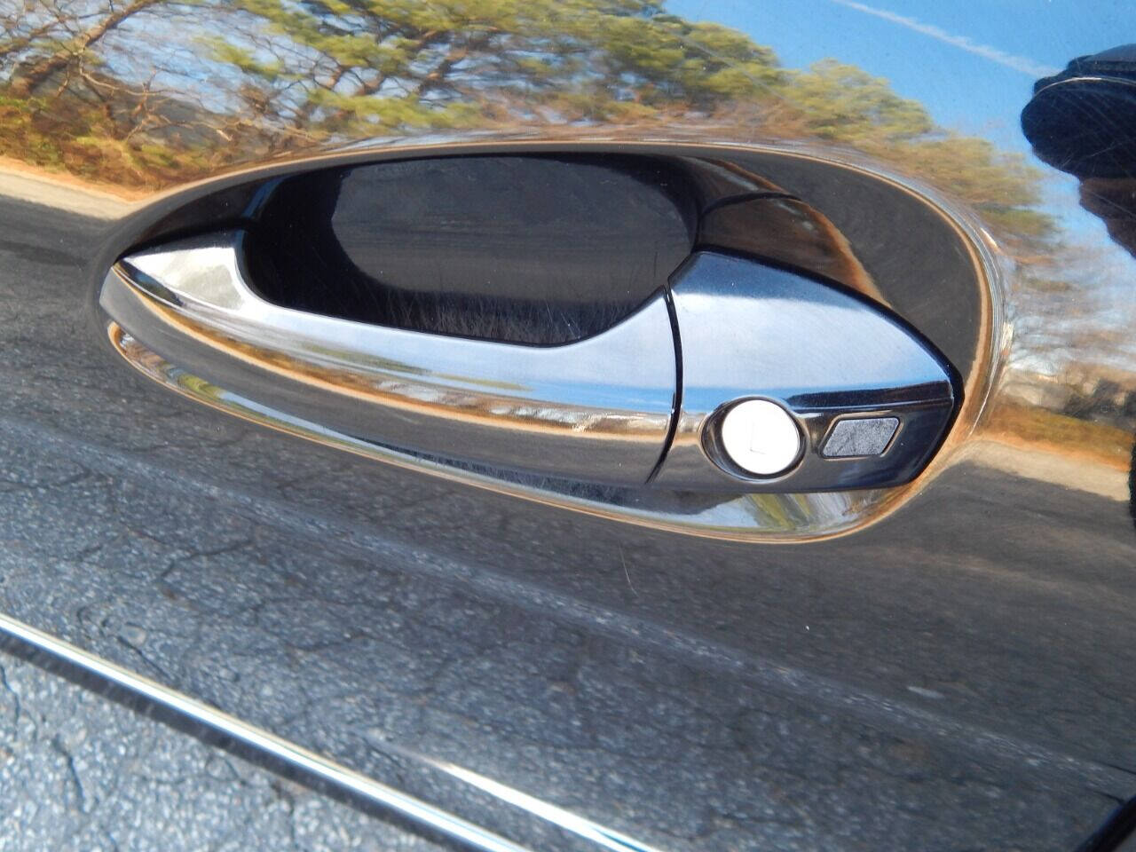 Vehicle image 11 of 55