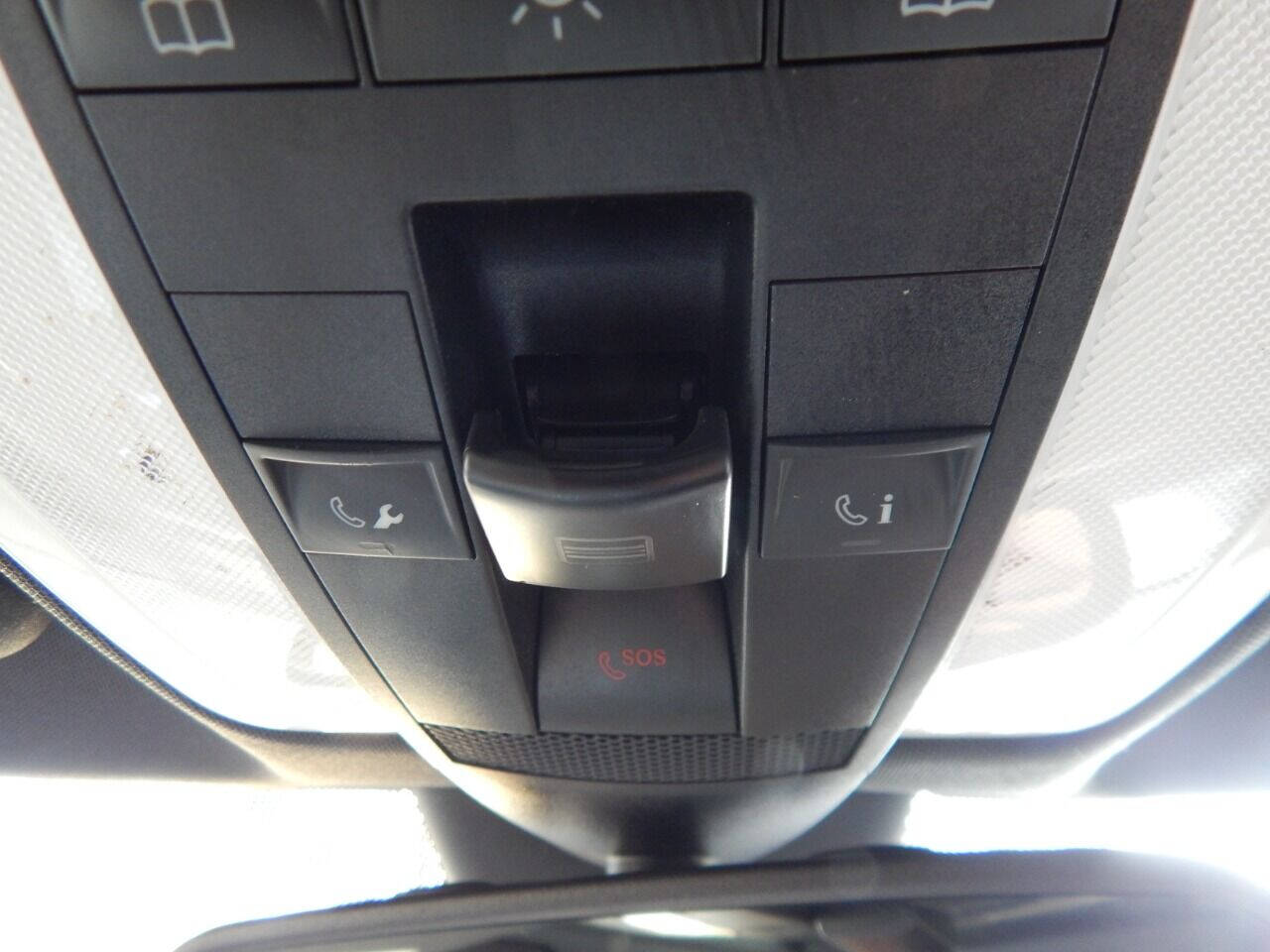 Vehicle image 35 of 55