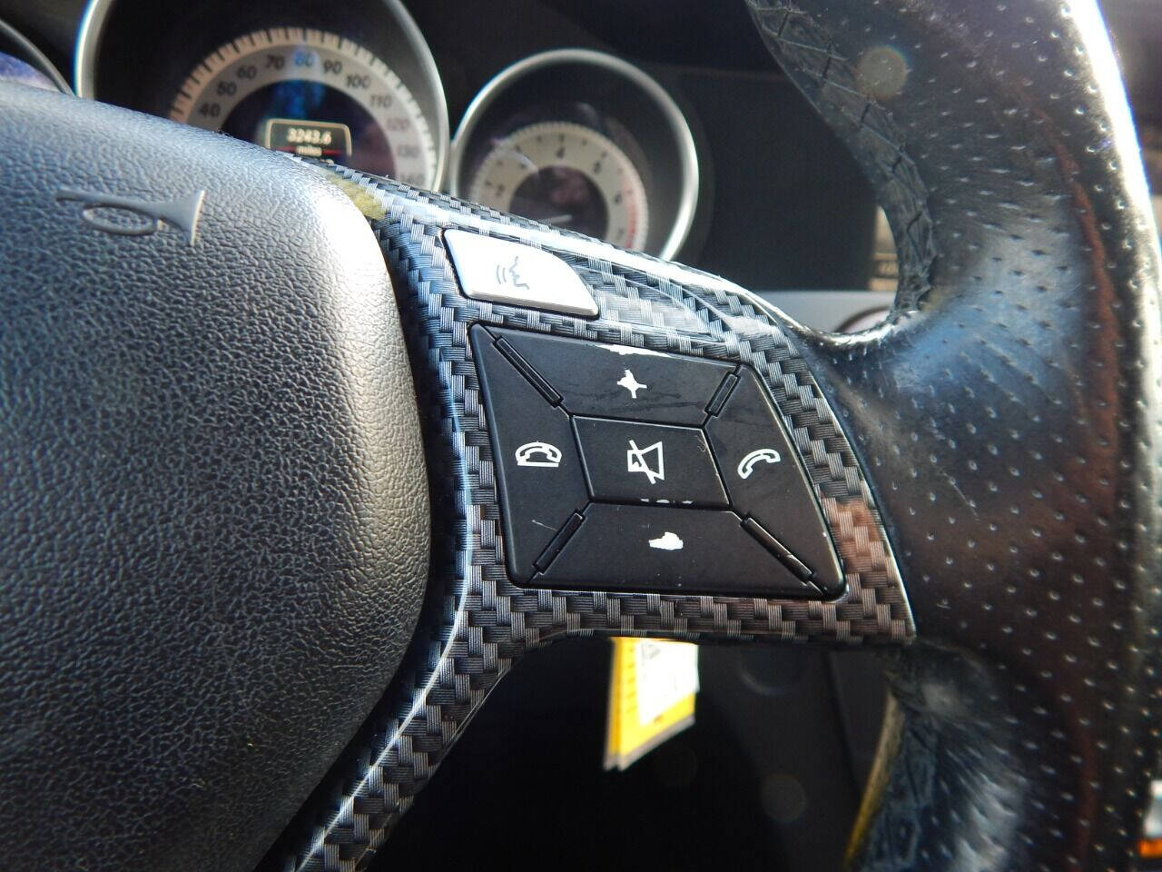 Vehicle image 22 of 55