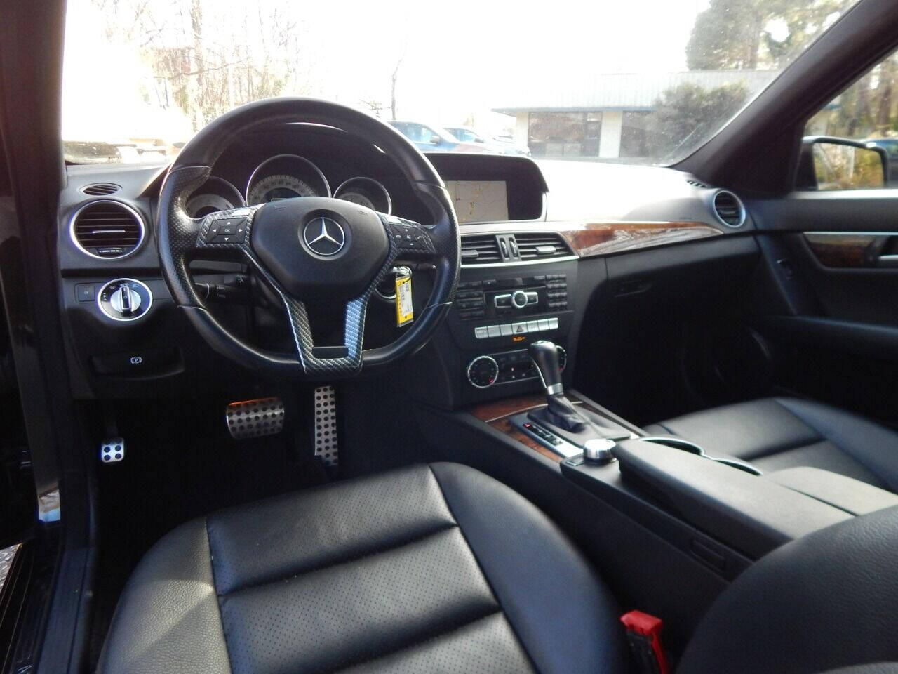 Vehicle image 40 of 55